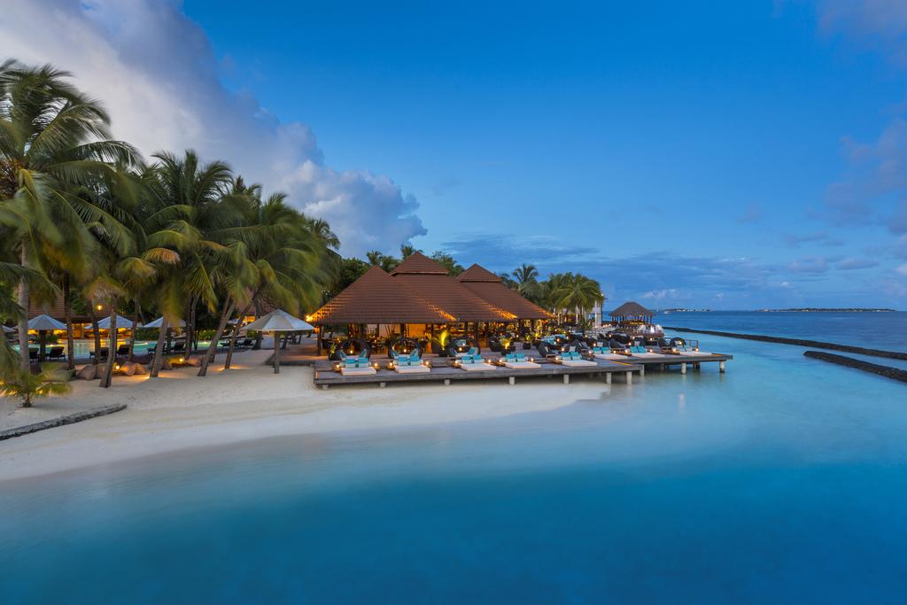 ТОП 5 отелей на Мальдивах с трансфером в отель на скоростной лодке