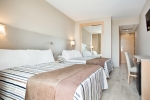 Кровать или кровати в номере Hotel Best Cambrils