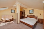 Кровать или кровати в номере Hotel St. John Nesebar