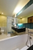 Ванная комната в Naithonburi Beach Resort