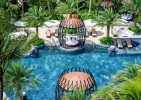 Вид на бассейн в InterContinental Phu Quoc Long Beach Resort или окрестностях