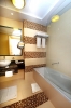 Ванная комната в Copthorne Hotel Sharjah