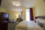 Кровать или кровати в номере Hotel Aisi