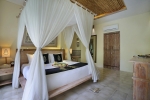 Кровать или кровати в номере The Kayon Resort by Pramana