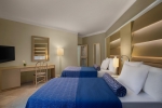 Кровать или кровати в номере Paloma Foresta Resort