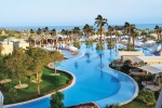 Вид на бассейн в Susesi Luxury Resort или окрестностях
