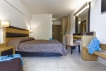 Кровать или кровати в номере Lagomandra Hotel and Spa