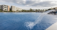 Бассейн в Palm Wings Ephesus Beach Resort - Ultra All Inclusive или поблизости