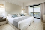 Кровать или кровати в номере Grand Palladium Sicilia Resort & Spa