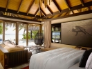 Кровать или кровати в номере Velaa Private Island
