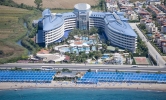 Crystal Admiral Resort Suites & Spa с высоты птичьего полета