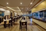 Ресторан / где поесть в Crystal Admiral Resort Suites & Spa