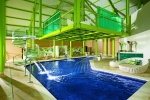 Бассейн в Breathless Punta Cana Resort & Spa - Adults Only или поблизости