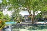 Бассейн в Courtyard by Marriott Bali Nusa Dua Resort или поблизости