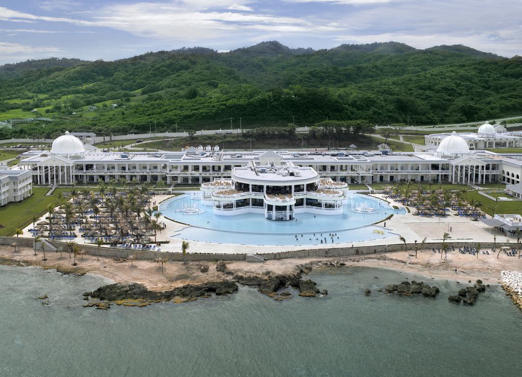 Отель Grand Palladium Jamaica Resort & Spa All Inclusive с высоты птичьего полета