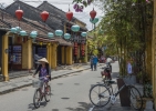 Катание на велосипеде по территории Four Seasons The Nam Hai, Hoi An, Vietnam или окрестностям