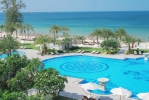 Вид на бассейн в Vinpearl Resort & Golf Phu Quoc или окрестностях