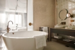 Ванная комната в Jumeirah at Saadiyat Island Resort