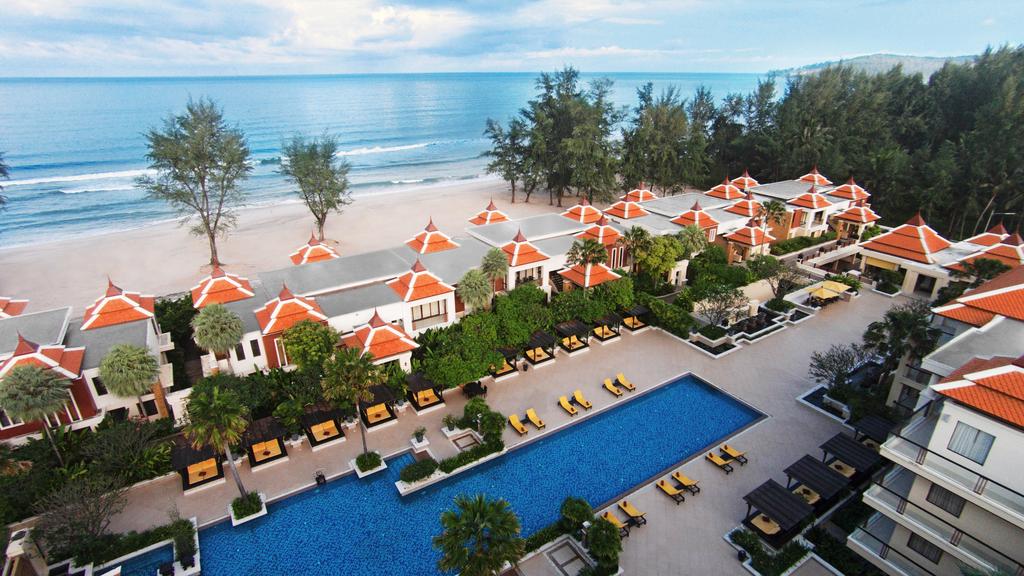 Вид на бассейн в Mövenpick Resort Bangtao Beach Phuket или окрестностях