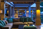 Лаундж или бар в Phuket Marriott Resort and Spa, Nai Yang Beach
