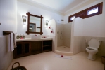 Ванная комната в Fruit & Spice Wellness Resort Zanzibar