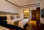 Кровать или кровати в номере Nusa Dua Beach Hotel & Spa, Bali