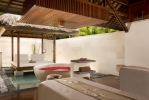 Гостиная зона в Nusa Dua Beach Hotel & Spa, Bali