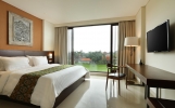 Кровать или кровати в номере Plataran Ubud Hotel & Spa