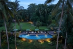 Вид на бассейн в Plataran Ubud Hotel & Spa или окрестностях