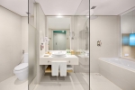Ванная комната в Sol Beach House Phu Quoc by Melia Hotels International