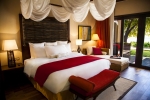 Кровать или кровати в номере The H Resort Beau Vallon Beach