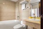 Ванная комната в Regalia Nha Trang