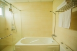 Ванная комната в Dendro Hotel