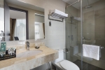 Ванная комната в Diamond Nhatrang Hotel