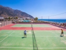 Теннис и/или сквош на территории Akti Palace Hotel или поблизости