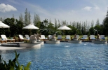 Бассейн в Laguna Holiday Club Phuket Resort или поблизости