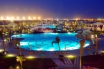 Вид на бассейн в Hilton Sharks Bay Resort или окрестностях