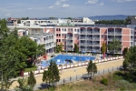 Вид на бассейн в Hotel Longoza - All Inclusive или окрестностях