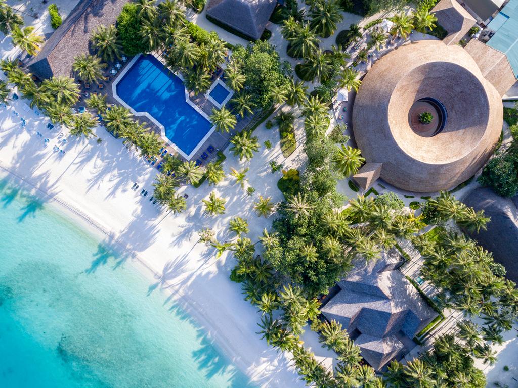 Отель Meeru Island Resort & Spa с высоты птичьего полета 
