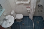 Ванная комната в Brati - Arcoudi Hotel