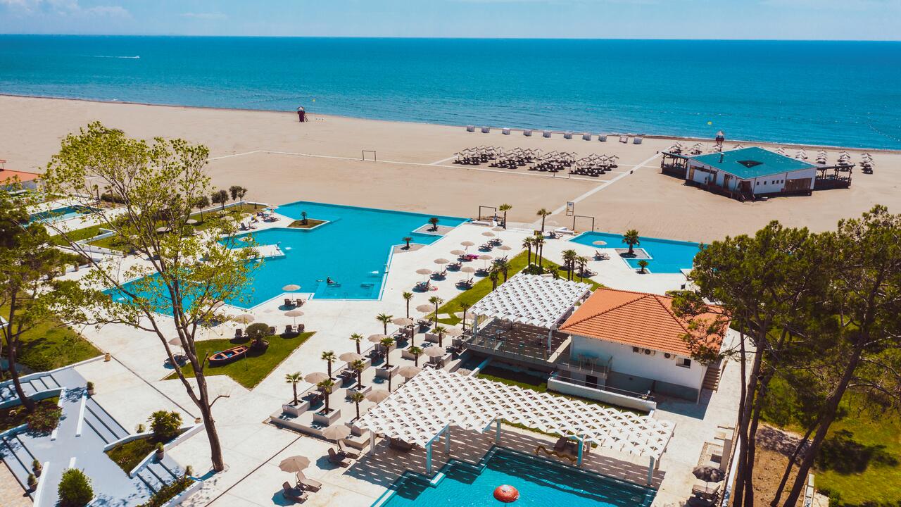 Отель Azul Beach Resort Montenegro by Karisma - All Inclusive