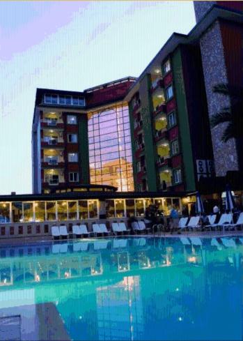 Отель Xeno Hotels Sonas Alpina