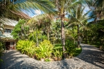 Сад в Allezboo Beach Resort & Spa