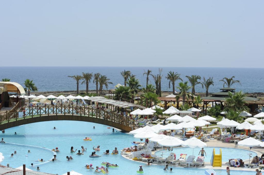 Отель Oz Hotels Incekum Beach Resort & Spa Hotel - All Inclusive