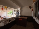 Кухня или мини-кухня в OYO 37483 Ocean View -Goan Beach House 