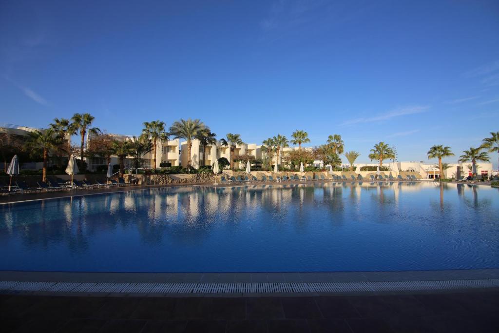 Отель Sharm Reef Resort