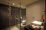 Ванная комната в Centara Ceysands Resort & Spa Sri Lanka