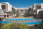 Бассейн в Mövenpick Resort & Residences Aqaba или поблизости