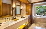 Ванная комната в Mandarin Oriental, Sanya