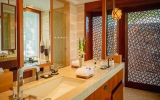 Ванная комната в Mandarin Oriental, Sanya